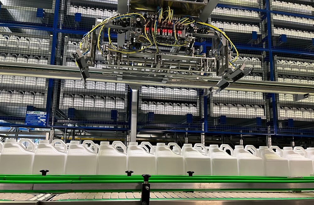 "Август-Алабуга" заводу сезондун жыйынтыгы боюнча өсүмдүктөрдү коргоо үчүн 20,5 млн литр дары чыгарды