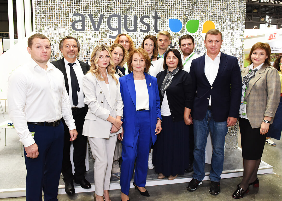 "Август ""Түстөрэкспо-2021" көргөзмөсүндө